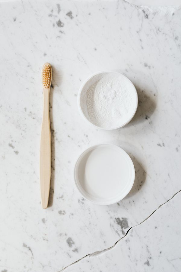What is Tooth Powder? And Why You Should Be Using it!
